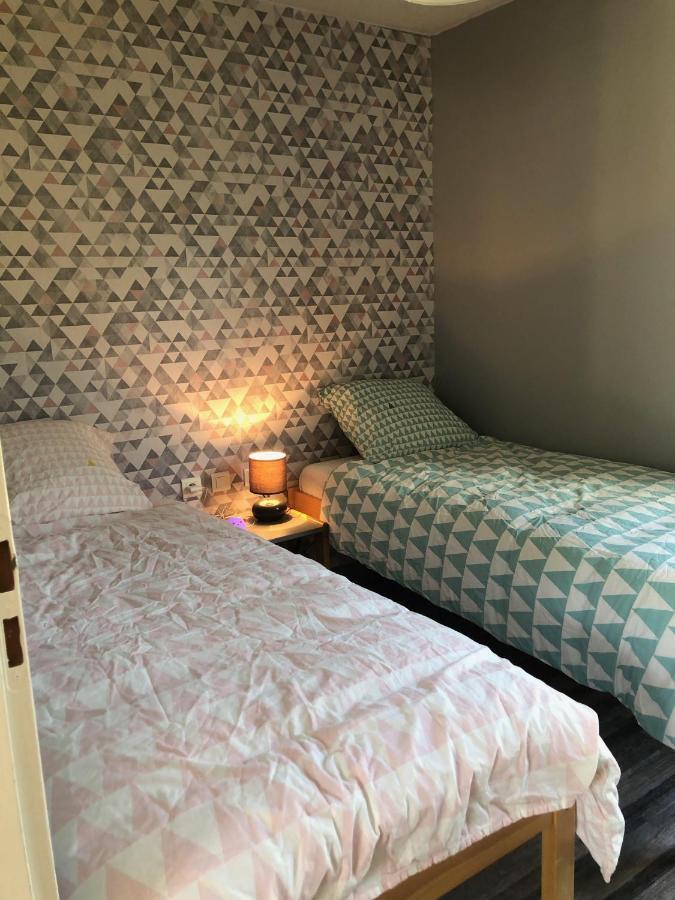 Charmant Cottage Dans Domaine Prive Signy-le-Petit ภายนอก รูปภาพ